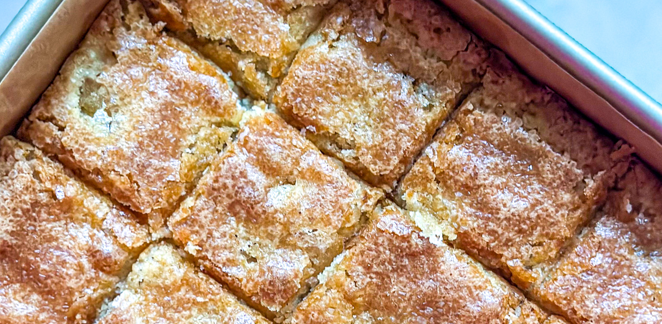 Finnish Rhubarb Cake (Raparperipiirakka)